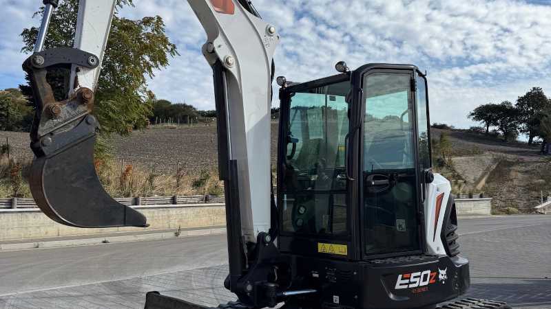 OmecoHub - BOBCAT E50Z